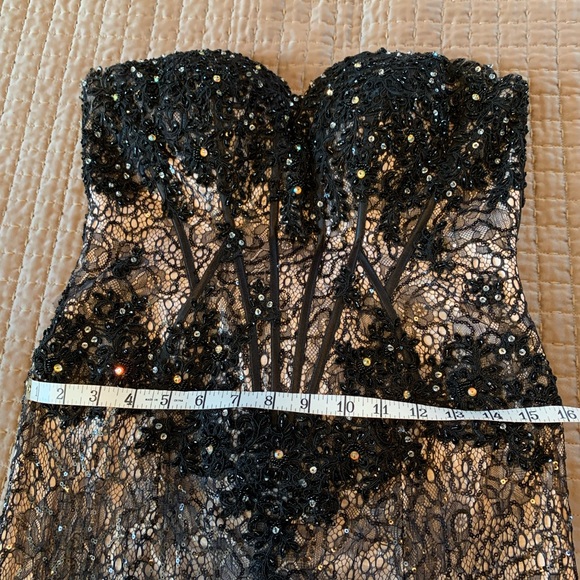 MORI LEE FORMAL GOWN - Picture 13 of 16